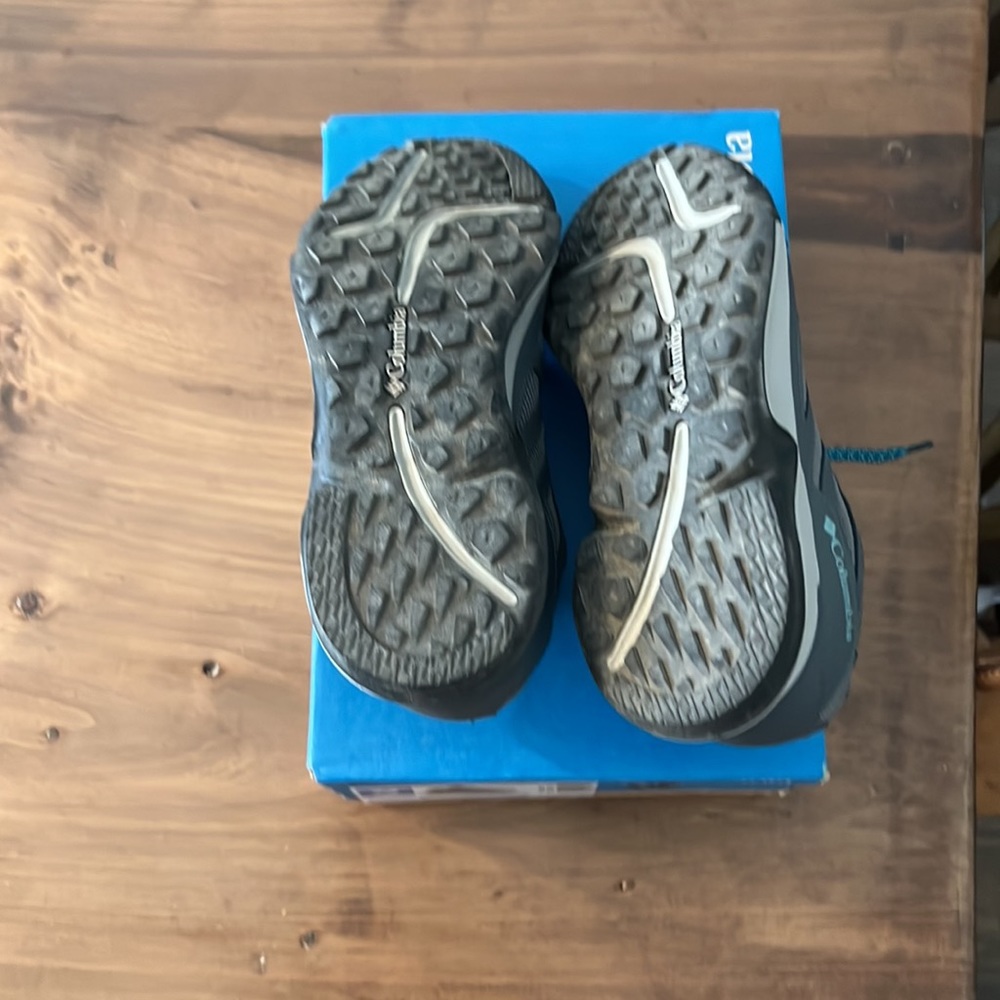 Columbia Vitesse Fasttrack waterproof women’s hiking shoes - Picture 2 of 3